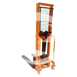 Hydraulic Stacker | Shuttle Rotomolding Machine